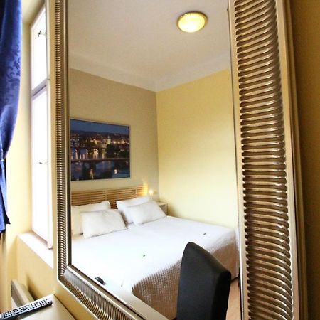 City Lounge Crown Hotel Praga Zewnętrze zdjęcie