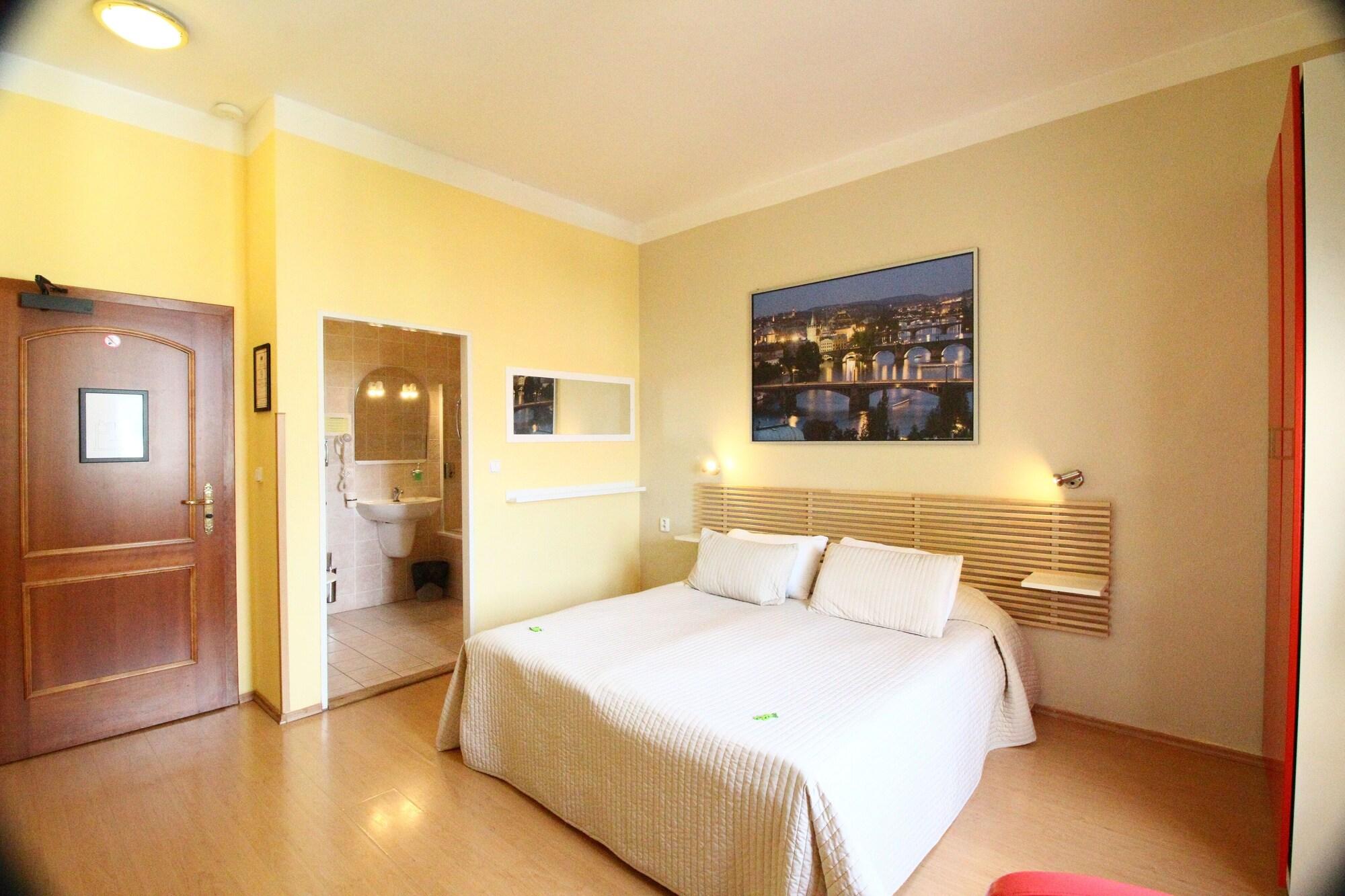 City Lounge Crown Hotel Praga Zewnętrze zdjęcie