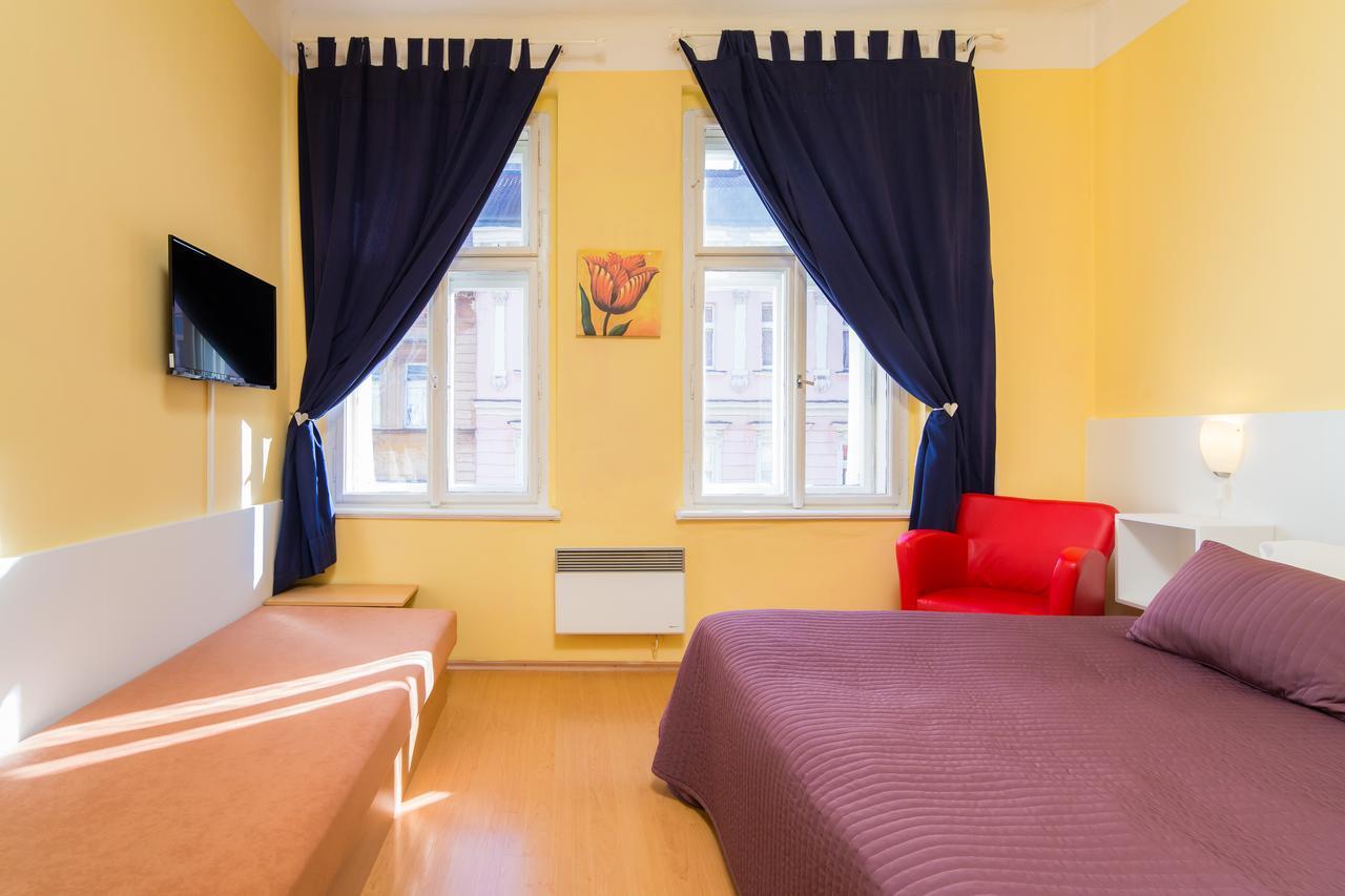 City Lounge Crown Hotel Praga Zewnętrze zdjęcie