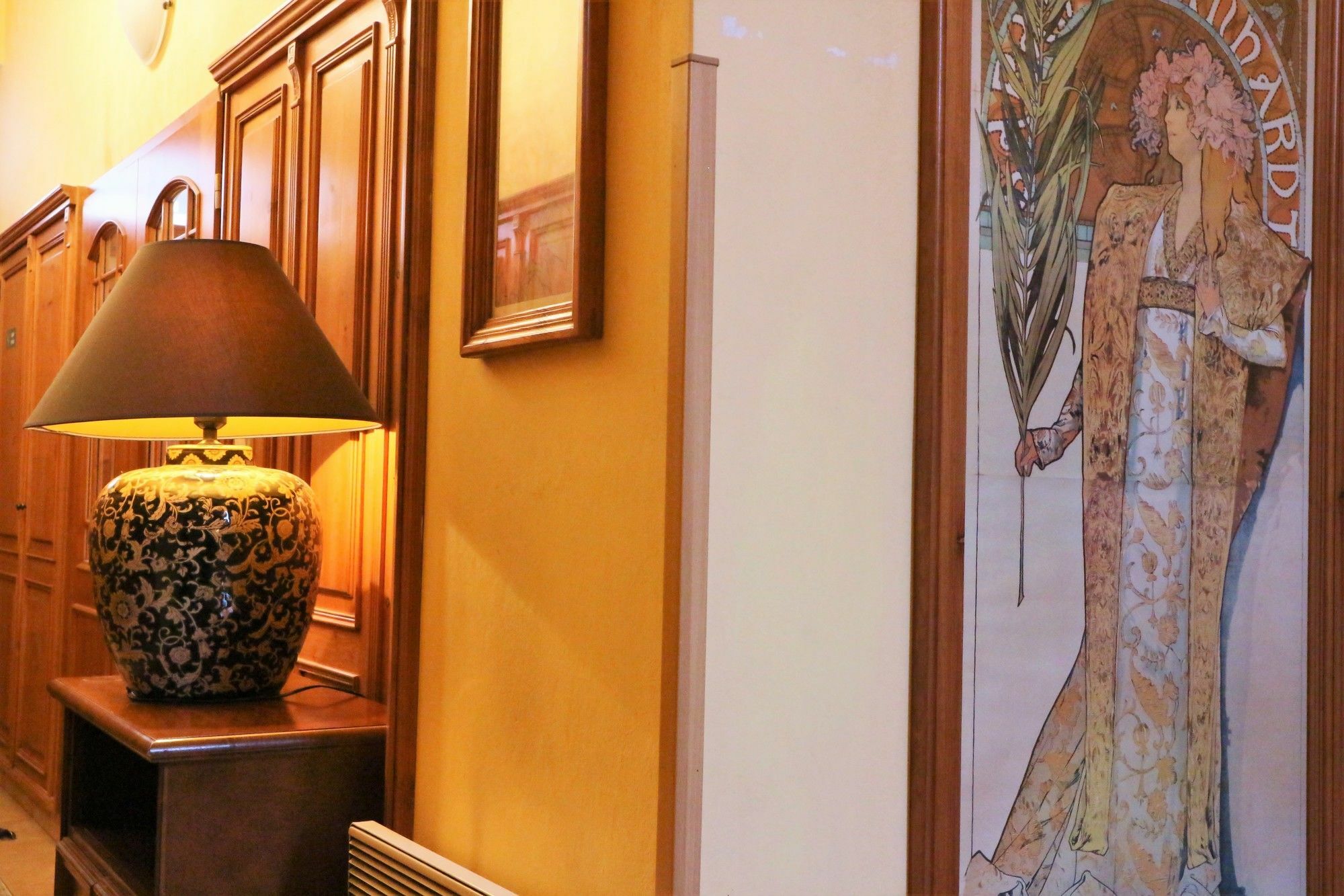 City Lounge Crown Hotel Praga Zewnętrze zdjęcie