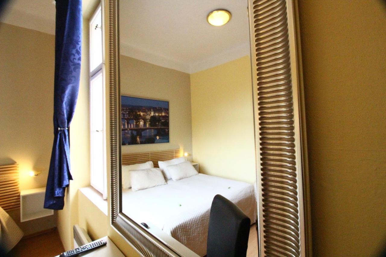 City Lounge Crown Hotel Praga Zewnętrze zdjęcie